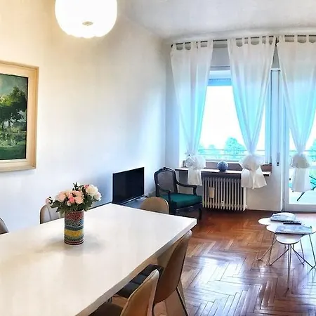 Bella * Stresa